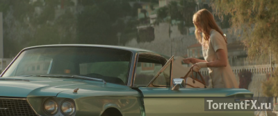 Дама в очках и с ружьем в автомобиле (2015) HDRip-AVC | iTunes